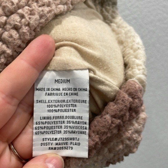 Thread & Supply Cream & Mauve Walking Poetry Wubby Sherpa Pullover Size Medium - Picture 5 of 8